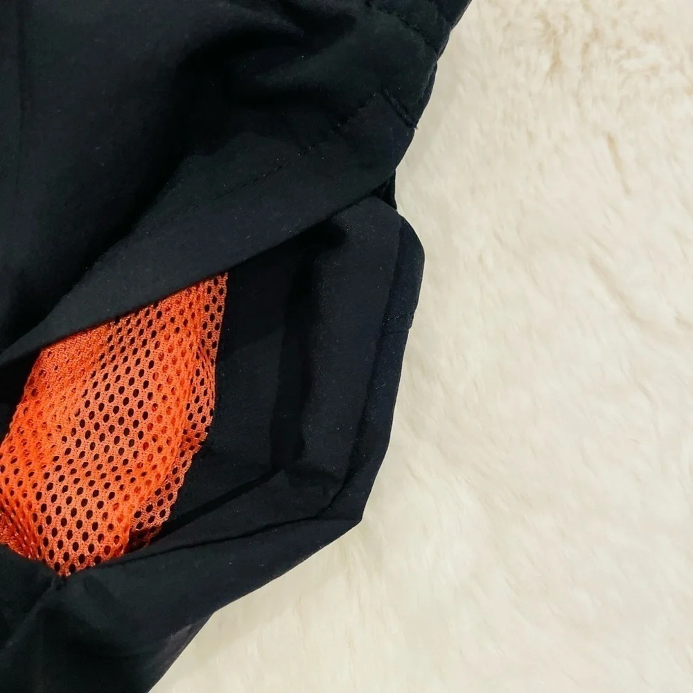 Under Armour Loose Fit Black Red Orange Casual Athletic Gym Shorts Youth Size XL